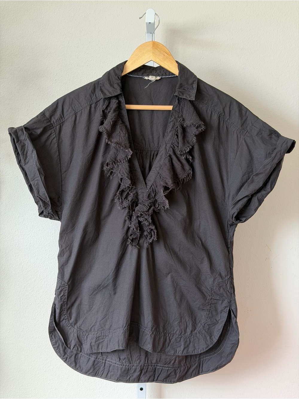 Anthropologie Pilcro Black Short Sleeve Reworked Ruffled Blouse SP (oversized)